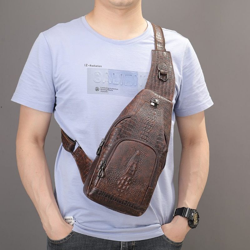 Bolsa Ombro Masculina Com Estampa Crocodilo Mensageiro - Café