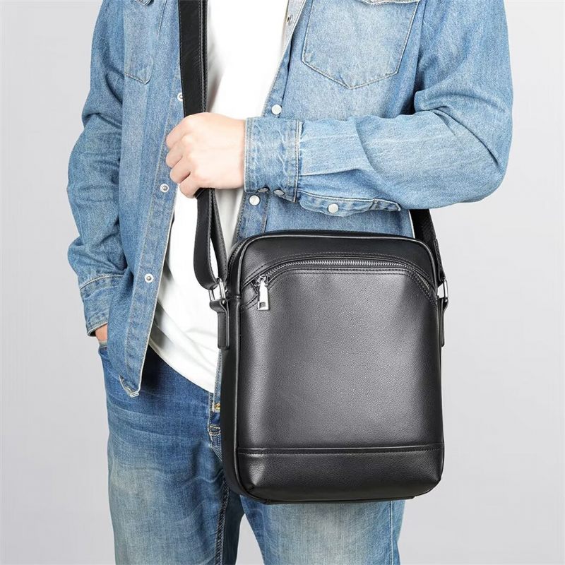 Bolsa Ombro Masculina Couro Sovereign Statement - Preto1