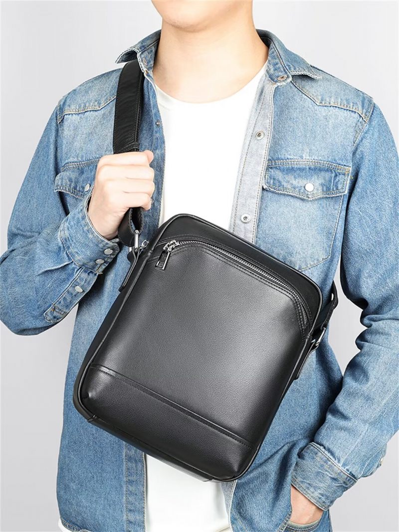 Bolsa Ombro Masculina Couro Sovereign Statement - Preto1