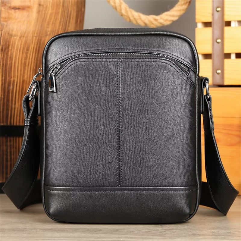 Bolsa Ombro Masculina Couro Sovereign Statement - Preto1