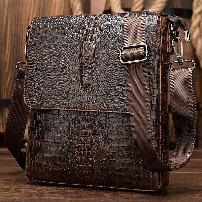 Bolsa Ombro Masculina Luxuosa Couro Crocodilo Vintage Transversal - Café