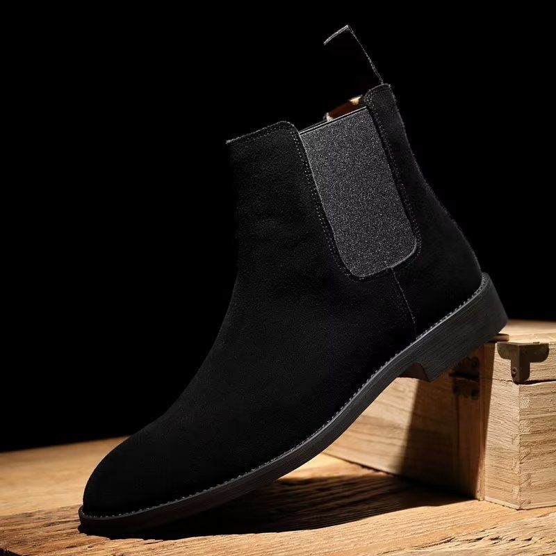 Botas Masculinas Chic Rome Com Relevo Pontiagudo Chelsea - Preto