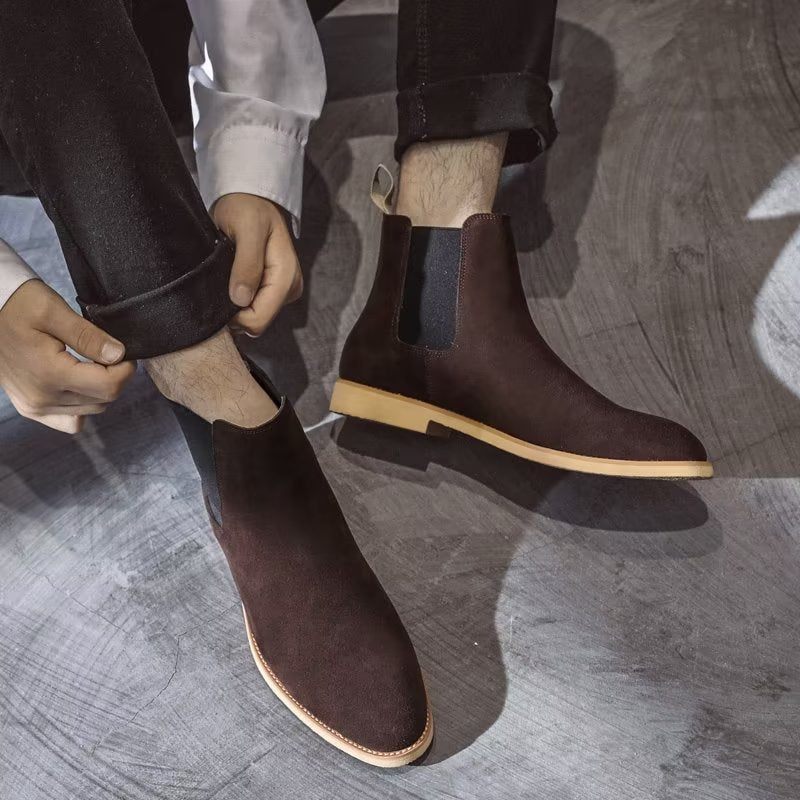 Botas Masculinas Chic Rome Com Relevo Pontiagudo Chelsea - Café