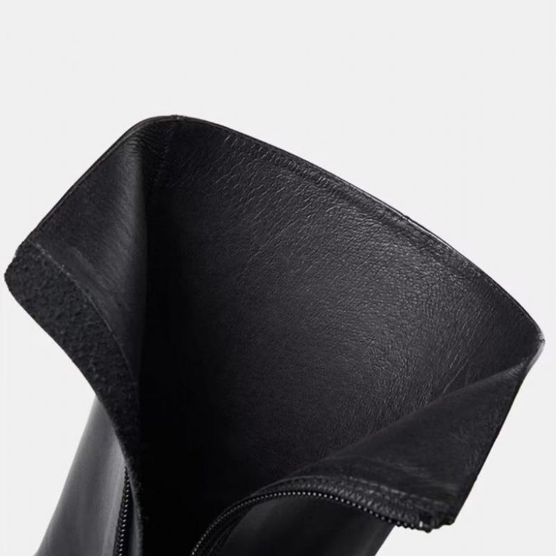 Botas Masculinas Chiques Com Bico Fino E Cano Médio - Preto