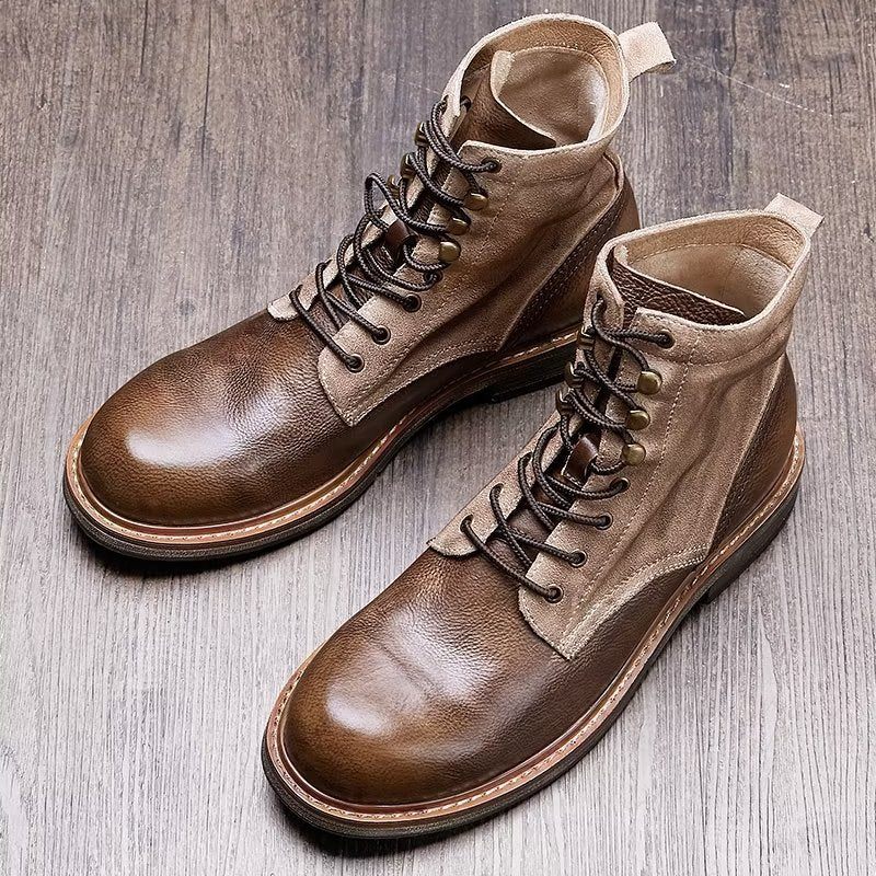 Botas Masculinas Chiques Couro Com Cadarço - Marrom