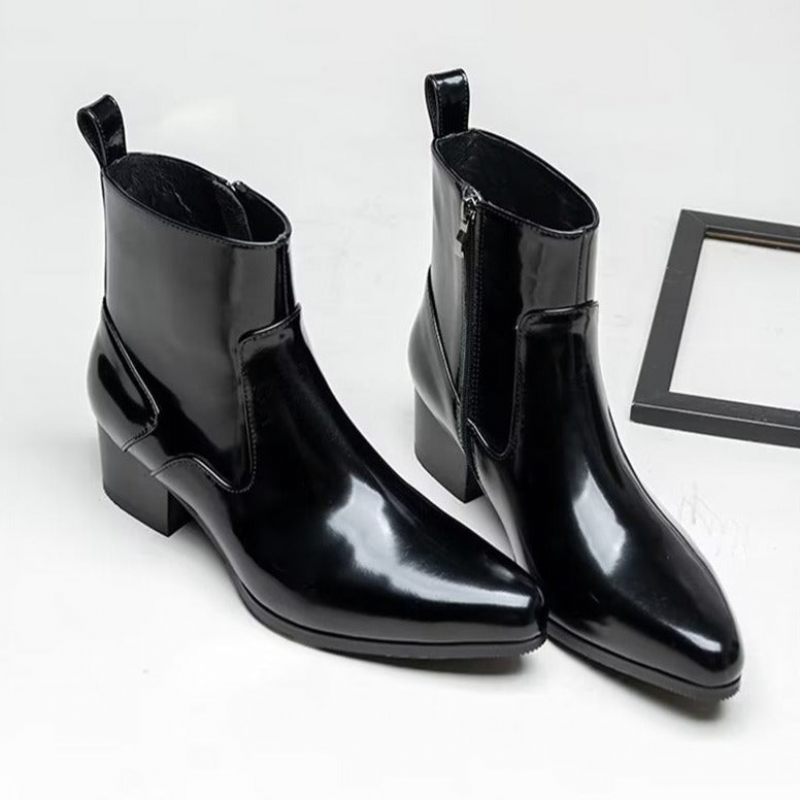 Botas Masculinas Chiques Couro Genuíno Com Bico Fino - Preto