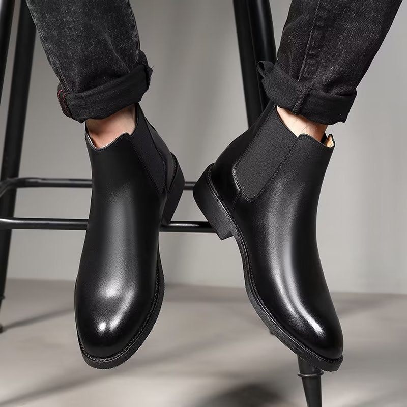 Botas Masculinas Com Bico Fino Chelsea Boots - Preto