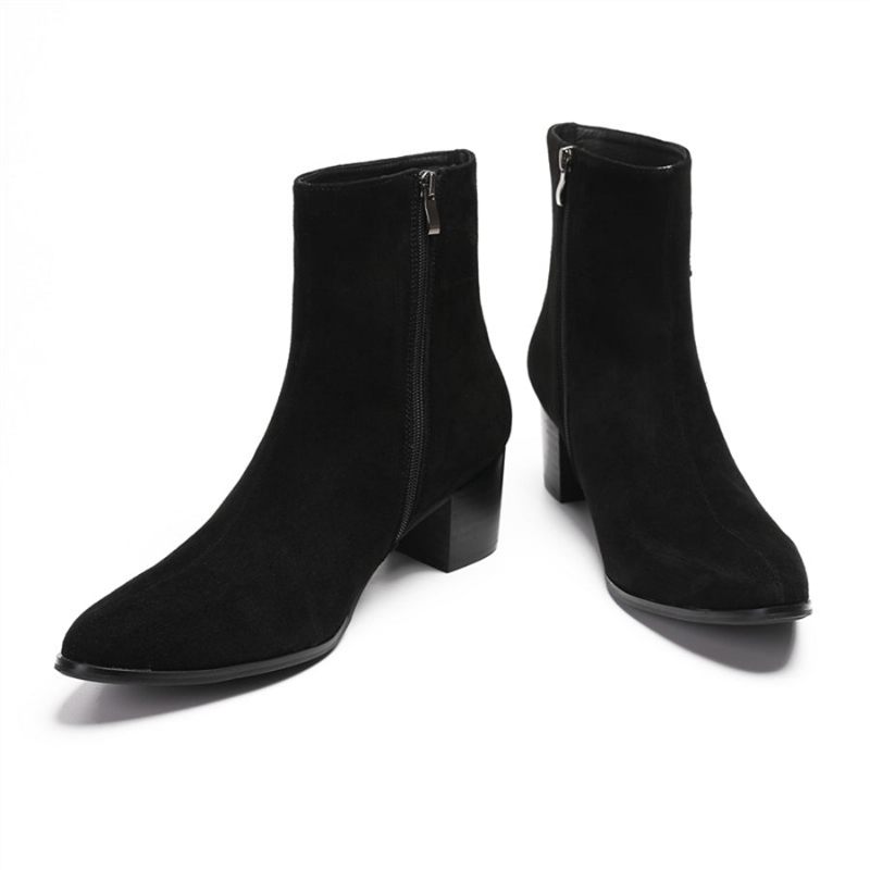 Botas Masculinas Com Bico Fino E Cano Alto - Preto