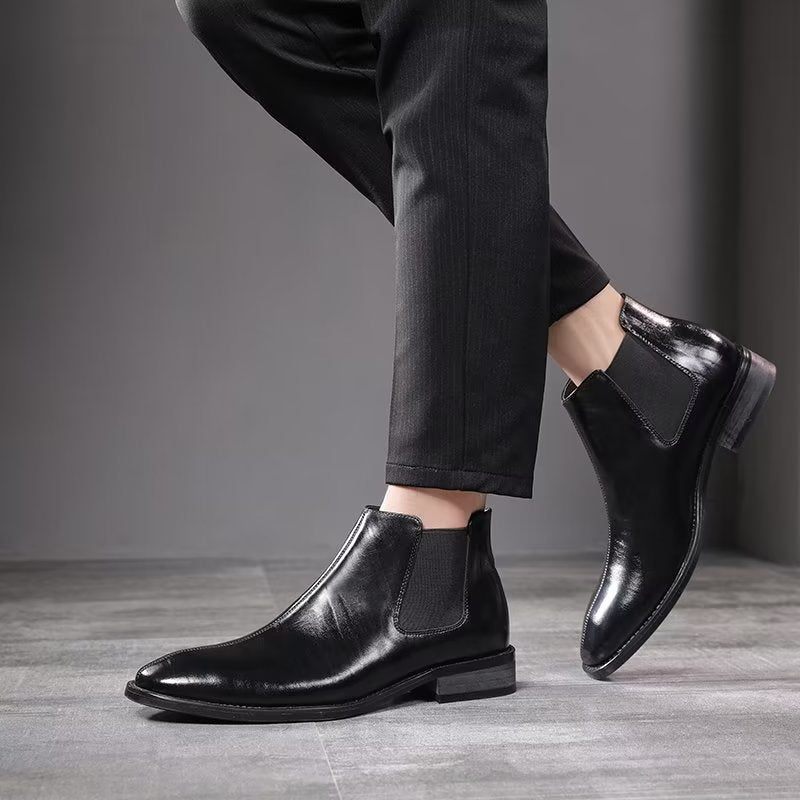 Botas Masculinas Com Bico Pontudo Em Relevo Chelsea - Preto