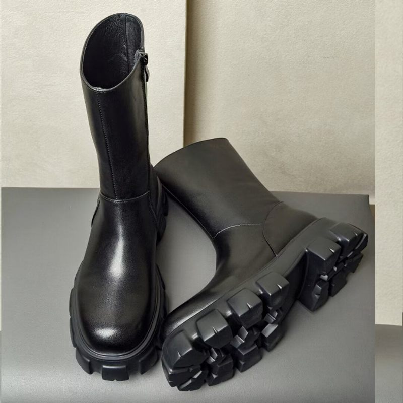 Botas Masculinas Com Bico Redondo E Cano Curto - Preto