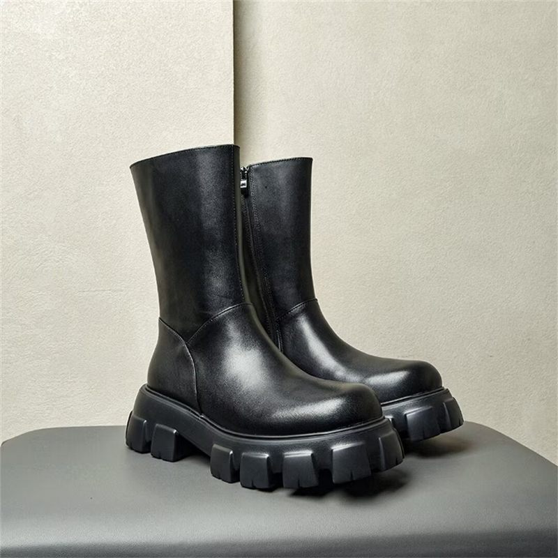 Botas Masculinas Com Bico Redondo E Cano Curto - Preto