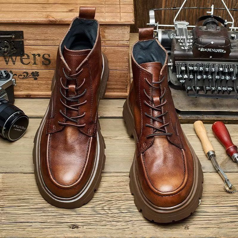 Botas Masculinas Com Bico Redondo E Elegantes Cadarço - Café