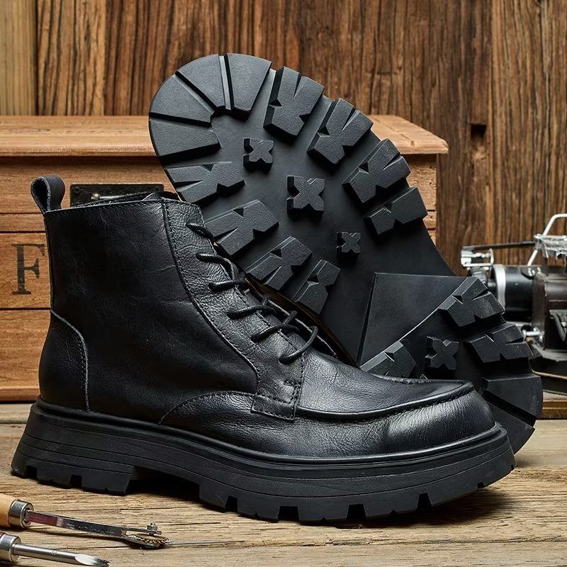 Botas Masculinas Com Bico Redondo E Elegantes Cadarço - Preto