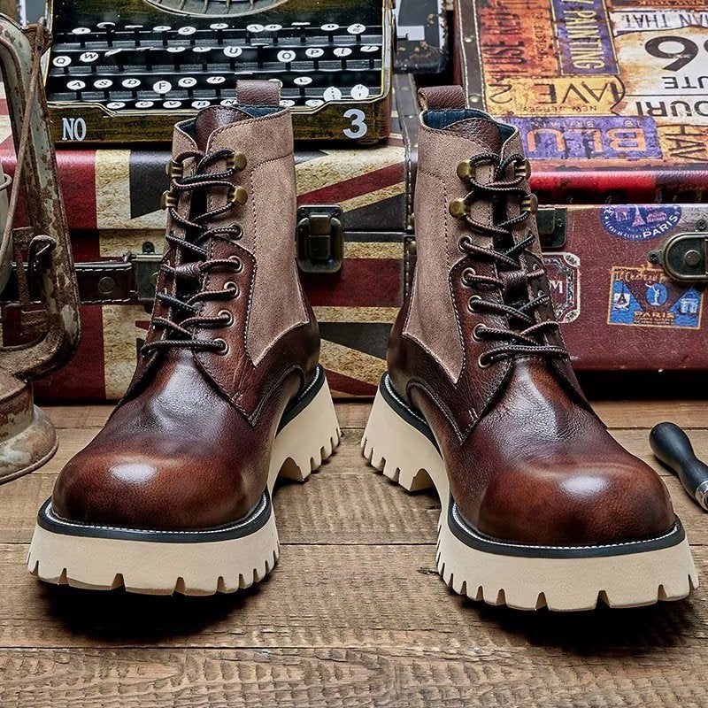 Botas Masculinas Com Cadarço - Café