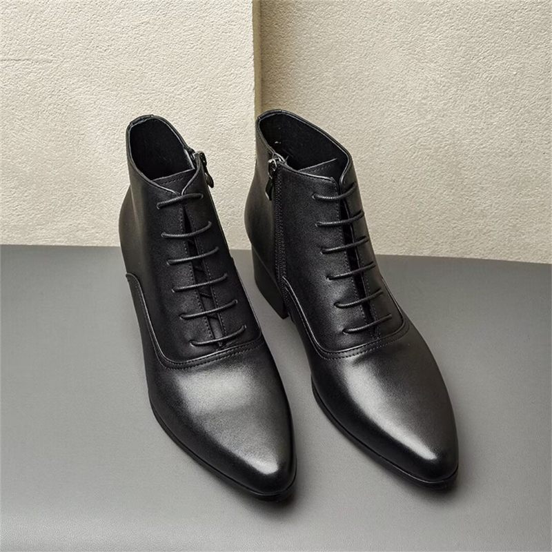 Botas Masculinas Com Cadarço Pontiagudo - Preto