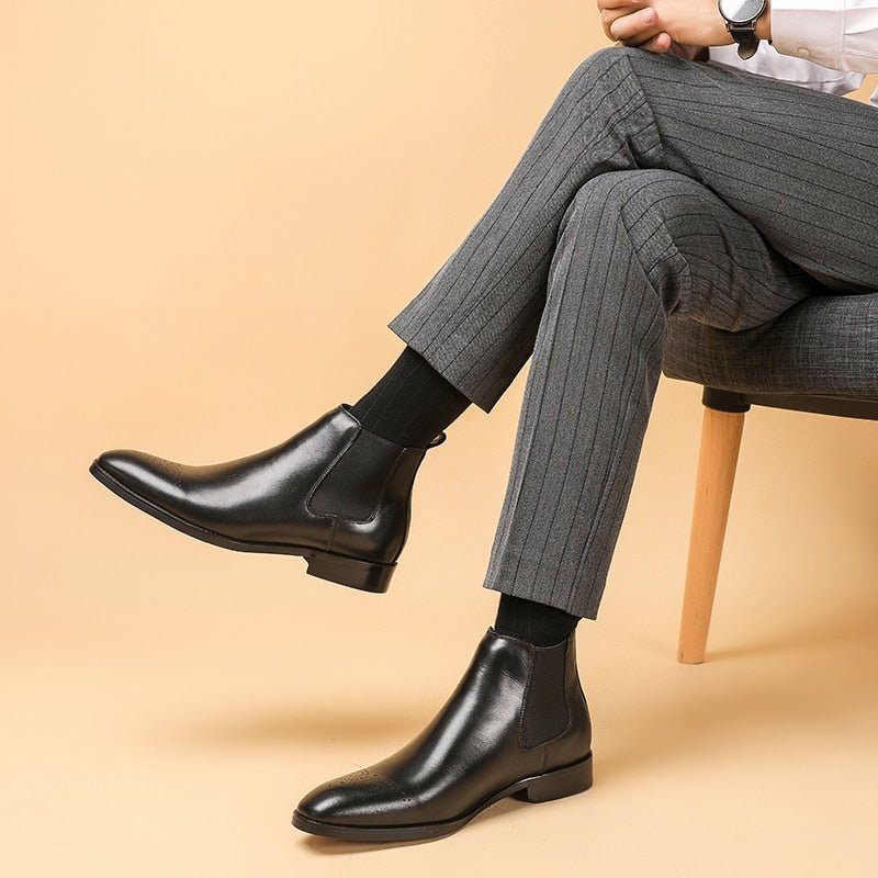 Botas Masculinas Com Salto Plano E Cano Curto - Preto