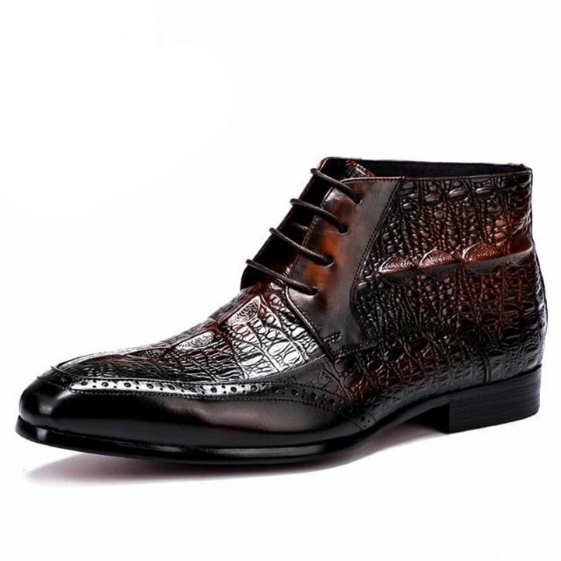 Botas Masculinas Com Textura Crocodilo E Tornozelo Cadarço Brogue - Café