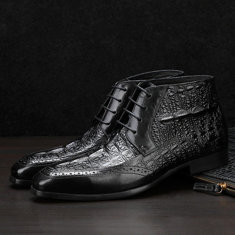 Botas Masculinas Com Textura Crocodilo E Tornozelo Cadarço Brogue - Preto