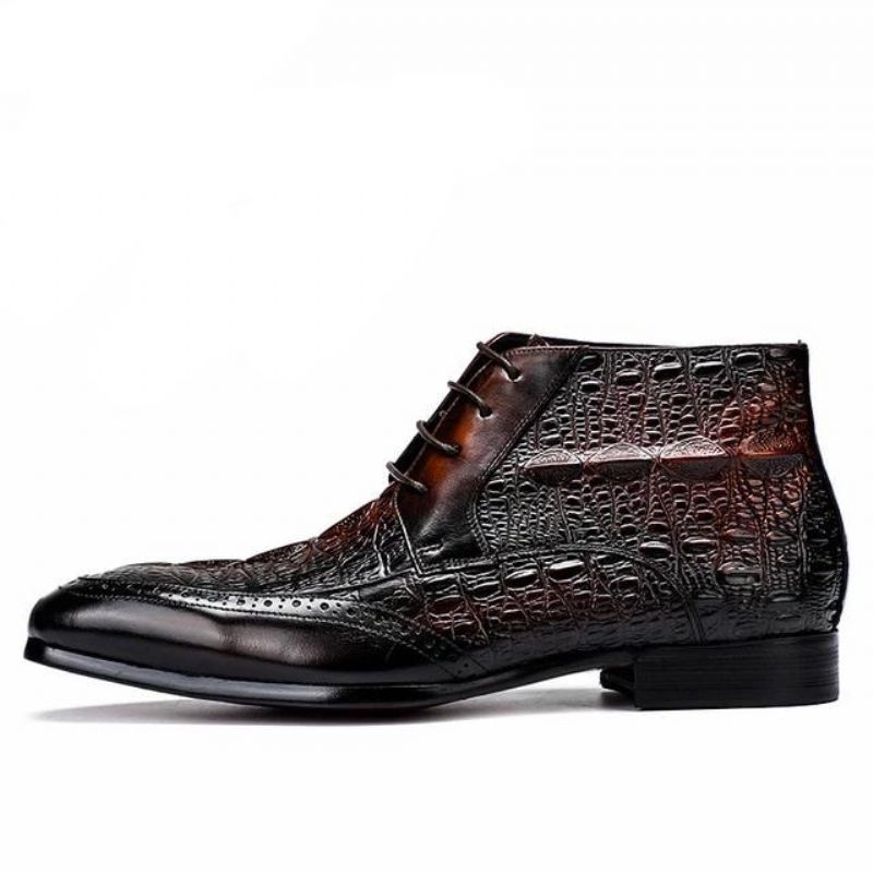 Botas Masculinas Com Textura Crocodilo E Tornozelo Cadarço Brogue - Café