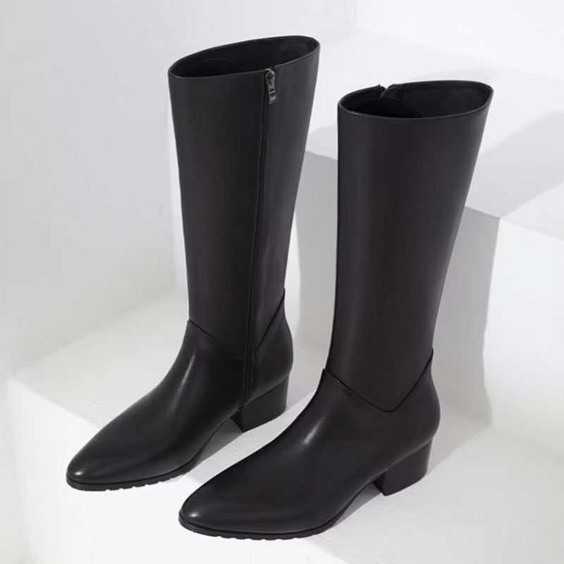 Botas Masculinas Couro Chique Com Bico Fino E Salto Alto - Preto