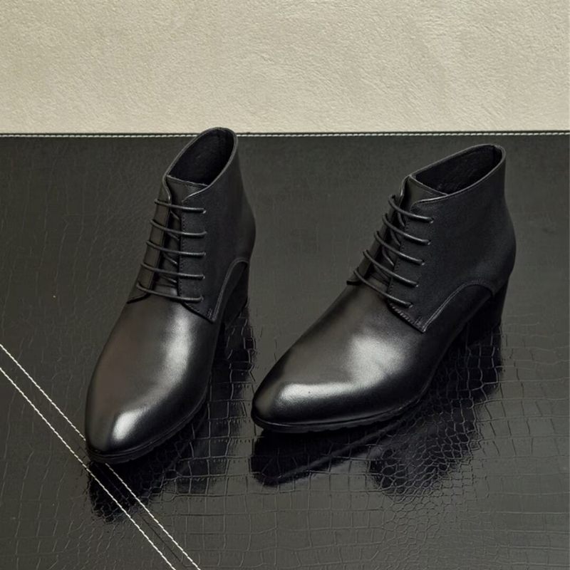 Botas Masculinas Couro Com Bico Fino - Preto