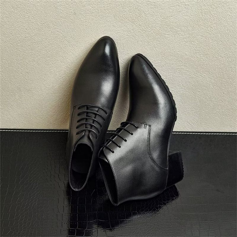 Botas Masculinas Couro Com Bico Fino - Preto