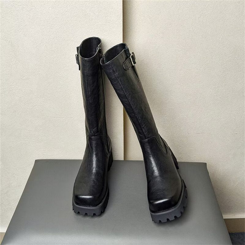 Botas Masculinas Couro Com Bico Redondo - Preto