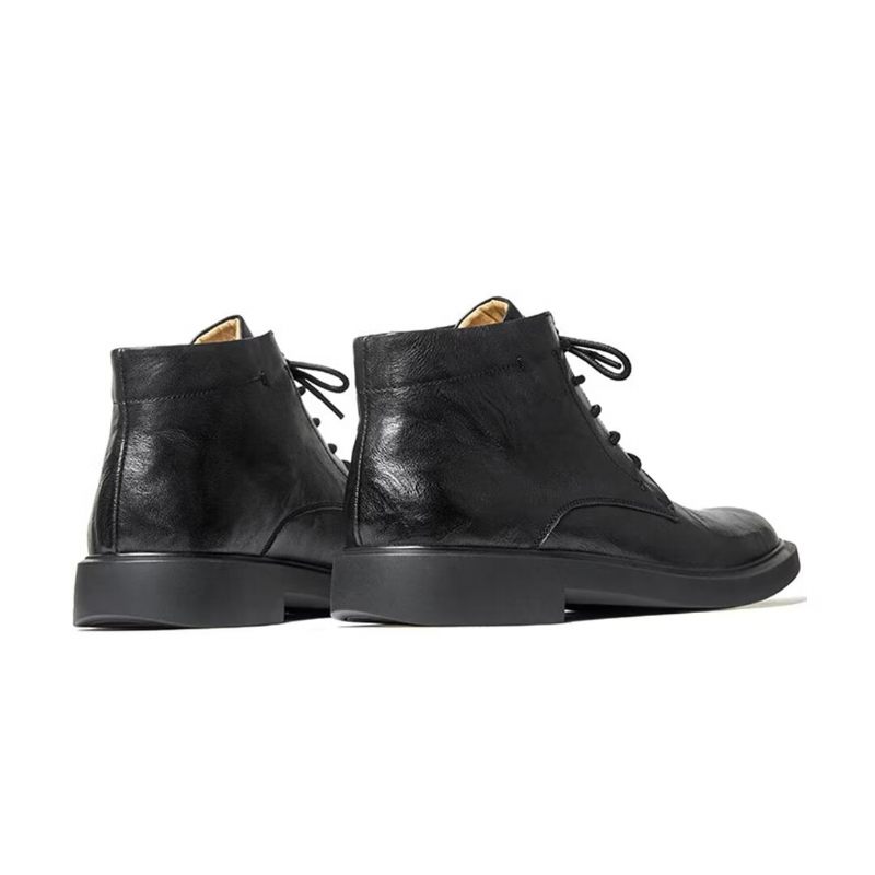 Botas Masculinas Couro Com Bico Redondo - Preto