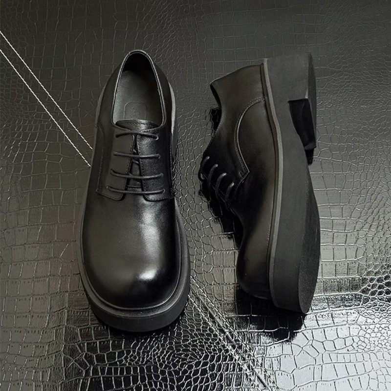 Botas Masculinas Couro Com Cordões - Preto