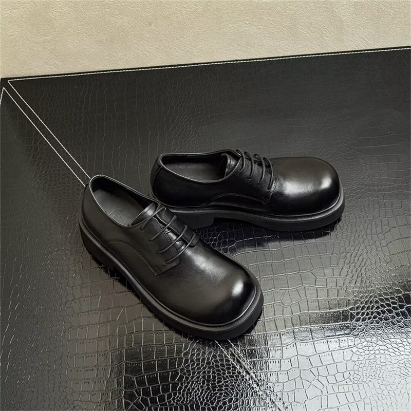 Botas Masculinas Couro Com Cordões - Preto