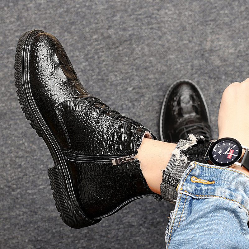 Botas Masculinas Couro Crocodilo Luxo Com Cadarço E Pele Pelúcia - Preto