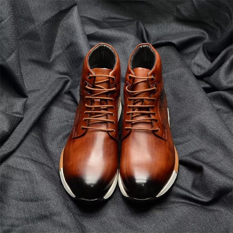 Botas Masculinas Couro Estilo Robusto - Marrom