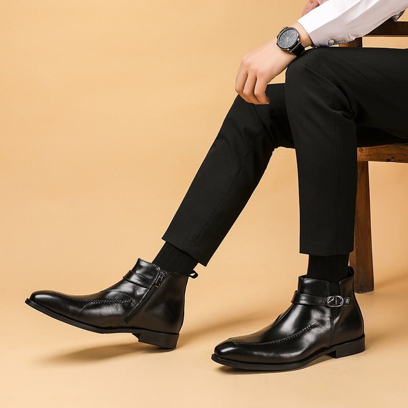 Botas Masculinas Couro Exótico Com Bico Redondo E Cano Curto - Preto