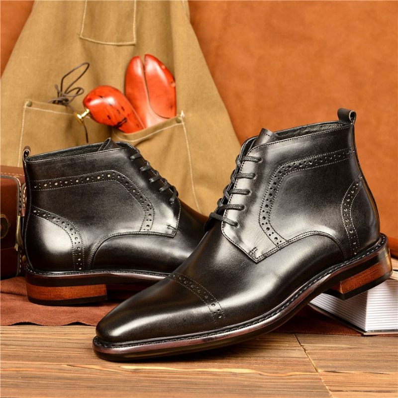 Botas Masculinas Couro Luxuoso Com Cadarço E Plataforma - Preto