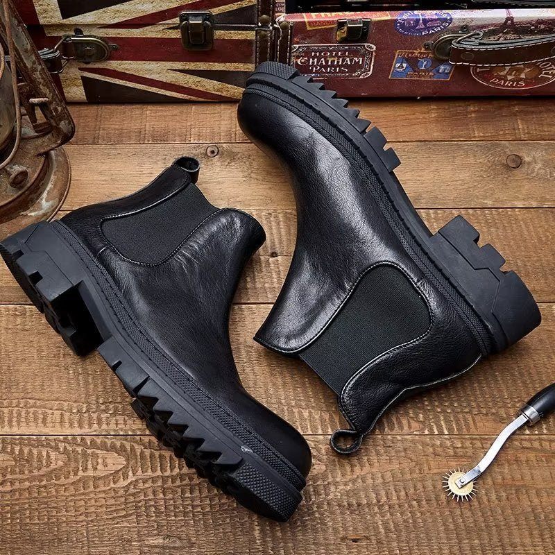 Botas Masculinas Couro Vaca Com Cadarço - Preto