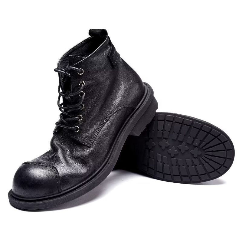 Botas Masculinas Couro Vaca Luxo Com Bico Redondo E Cadarço - Preto