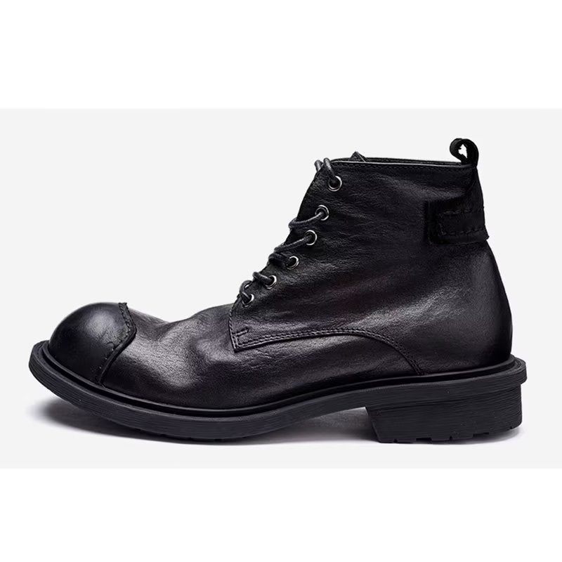 Botas Masculinas Couro Vaca Luxo Com Bico Redondo E Cadarço - Preto