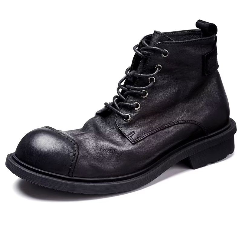 Botas Masculinas Couro Vaca Luxo Com Bico Redondo E Cadarço - Preto