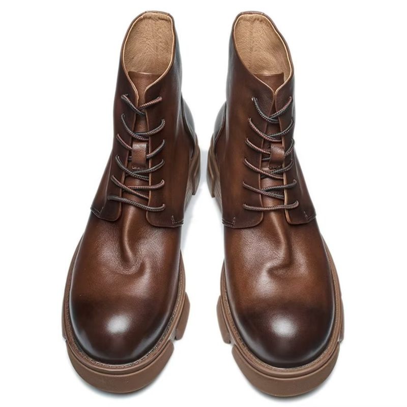 Botas Masculinas Elegantes Couro Bovino Com Cadarço E Salto Alto - Café