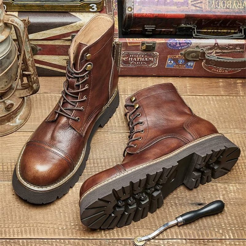 Botas Masculinas Elegantes Couro Bovino Com Cadarço Em Dois Tons - Café