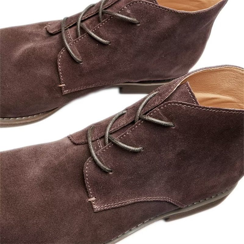 Botas Masculinas Elegantes Couro Bovino Com Cadarço Envernizado - Café