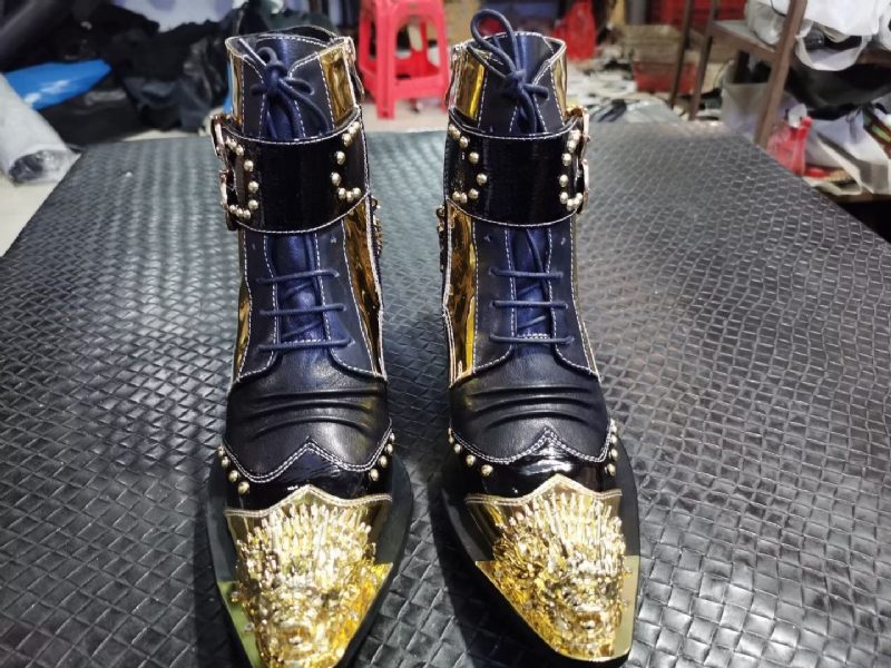 Botas Masculinas Elegantes Couro Com Bico Fino - Azul