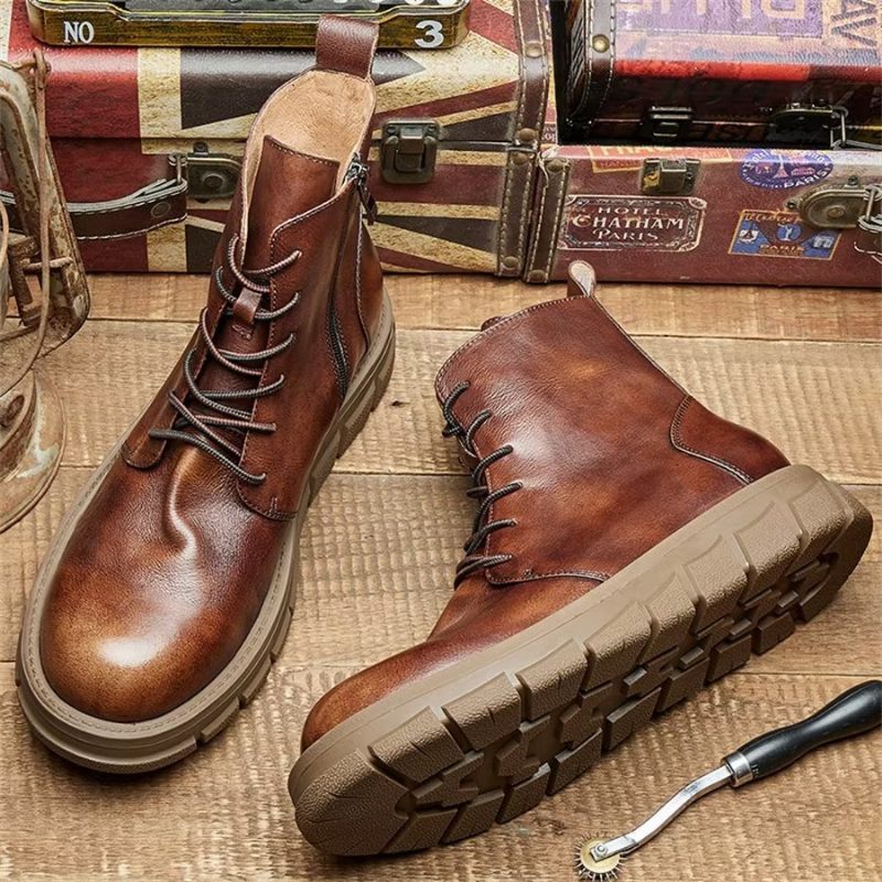 Botas Masculinas Elegantes Couro Com Cadarço E Fivela No Tornozelo - Café