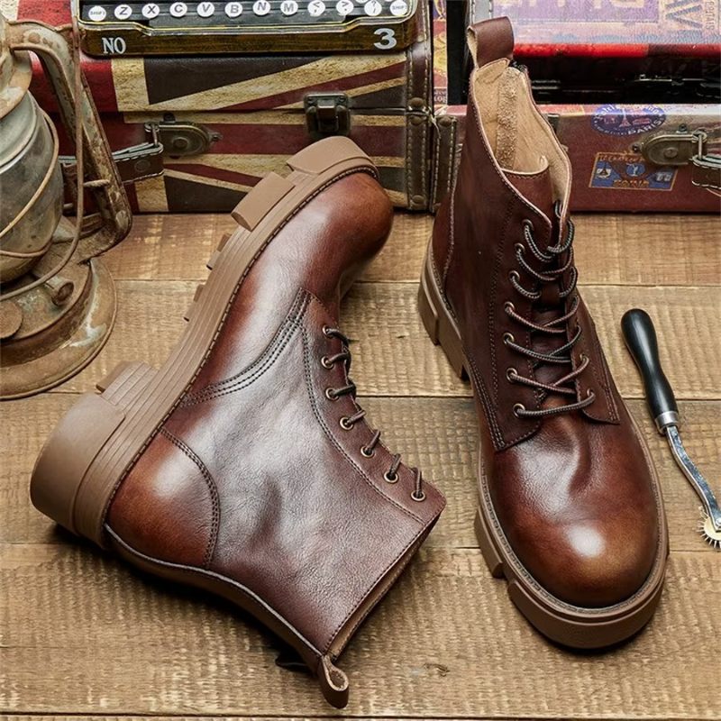 Botas Masculinas Elegantes Couro Com Cadarço E Plataforma No Tornozelo - Café