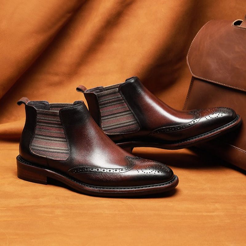 Botas Masculinas Exóticas Com Bico Pontiagudo Brogue - Café