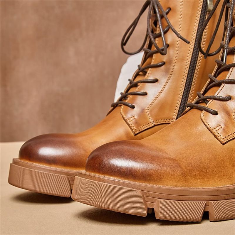 Botas Masculinas Pele Carneiro Chique Vintage Com Recorte - Marrom