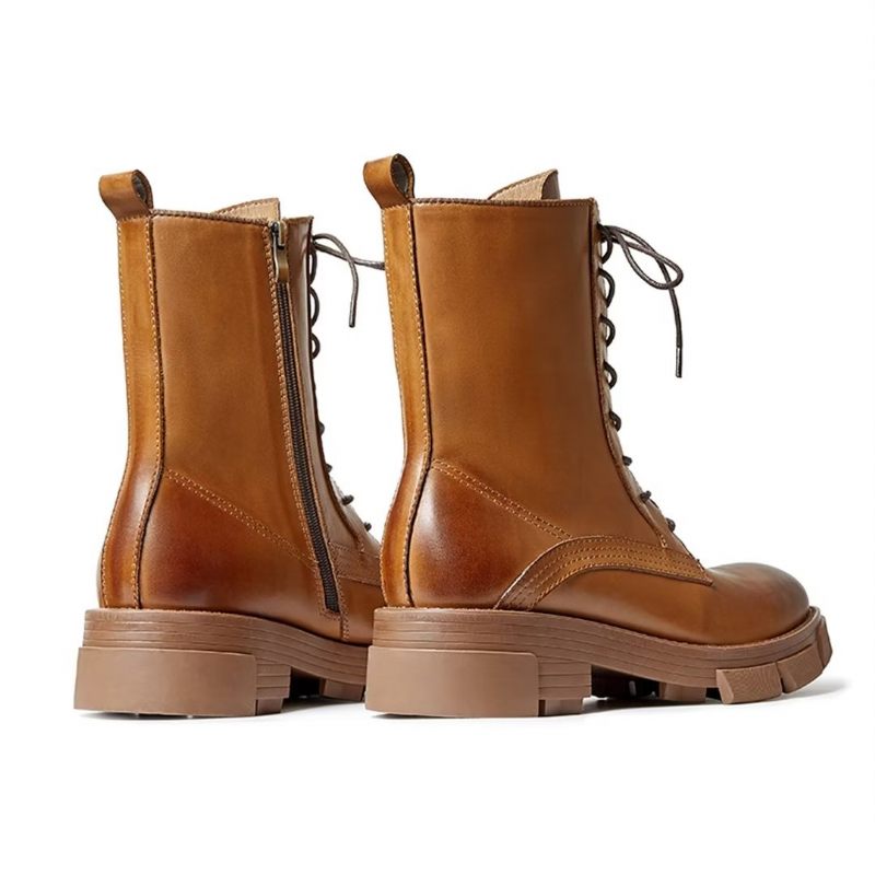 Botas Masculinas Pele Carneiro Chique Vintage Com Zíper Curto Cravejado Martin - Marrom