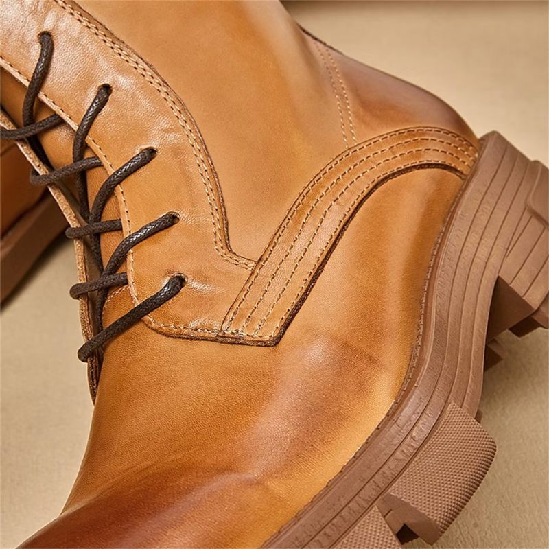 Botas Masculinas Pele Carneiro Chique Vintage Com Zíper Curto Cravejado Martin - Marrom