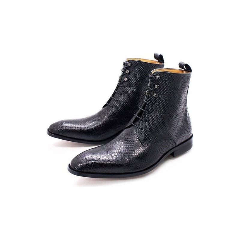 Botas Masculinas Pele Cobra Chique Com Cano Alto E Cadarço