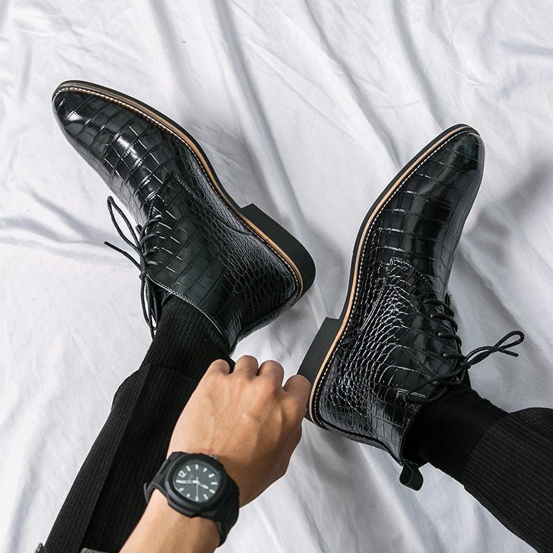 Botas Masculinas Retrô Com Padrão Crocodilo Cano Alto - Preto 1